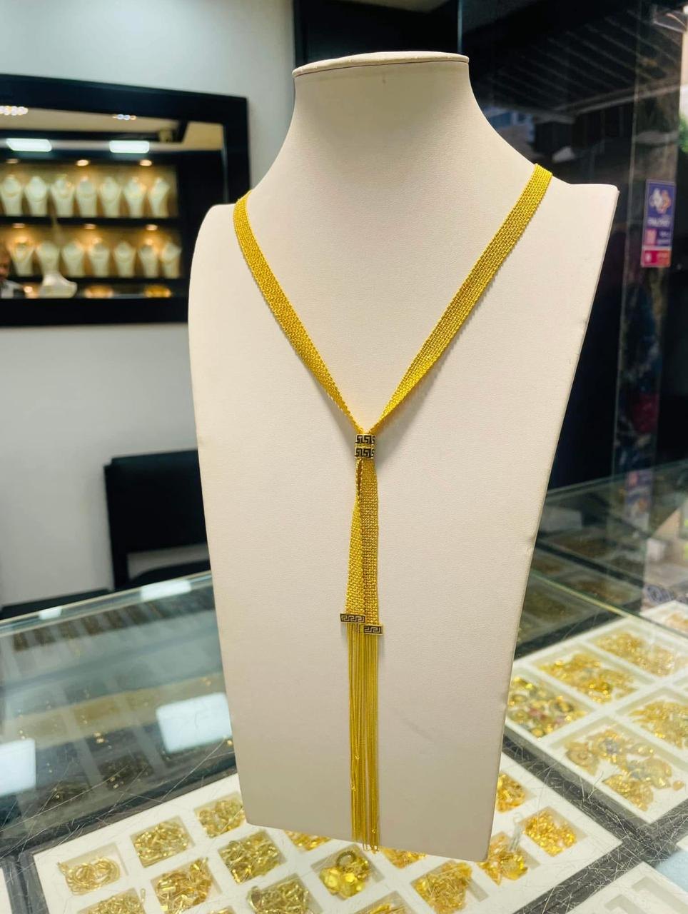مركز طنوس للمجوهرات — 1
